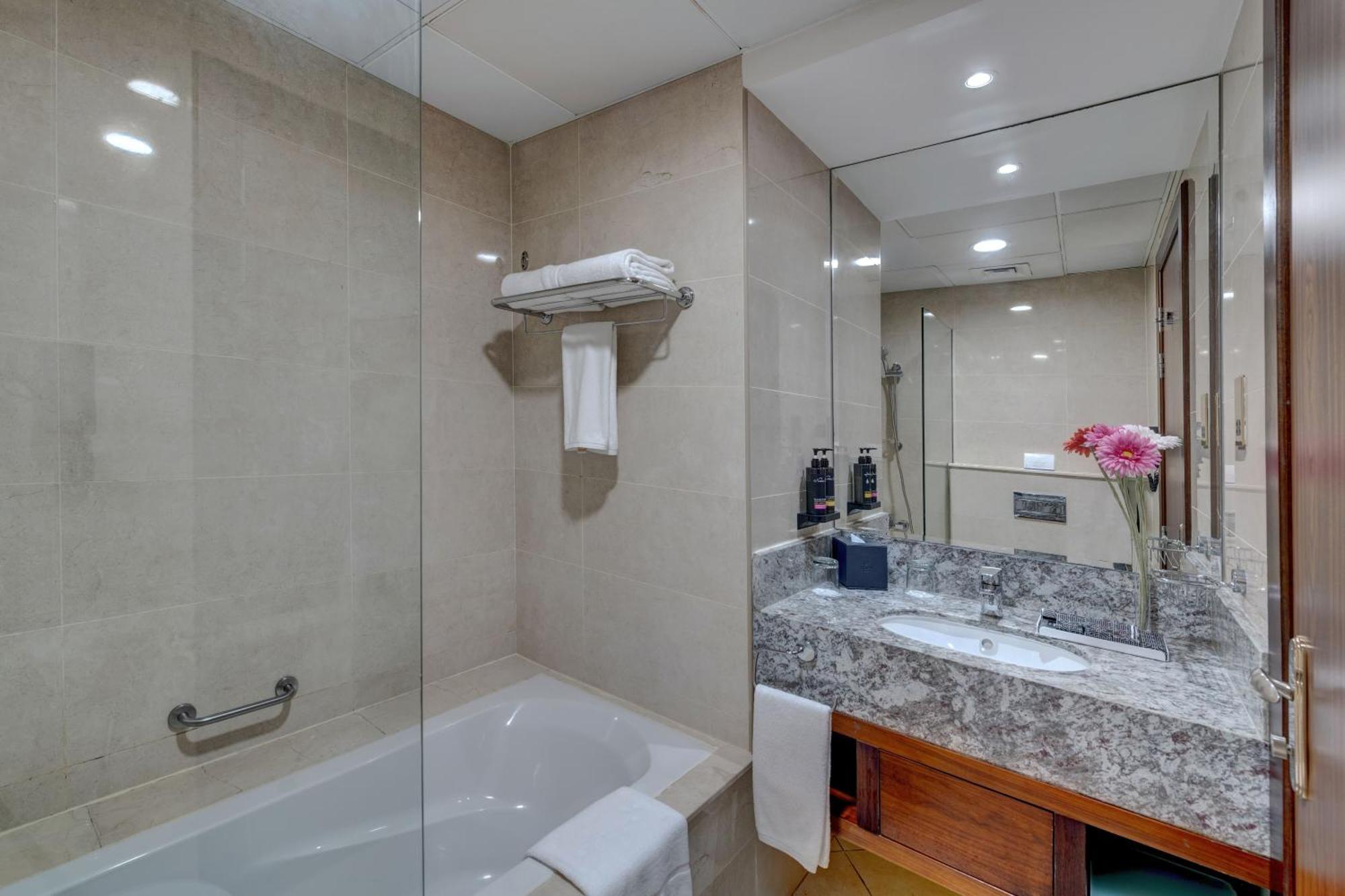 Suha Park Hotel Apartments, Waterfront Jaddaf Dubai Quarto foto